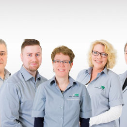 Das Bild zeigt das Team von rahm Zentrum für Gesundheit GmbH