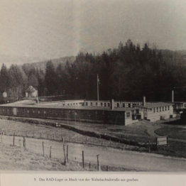 Das ehemalige Reicharbeitsdienstlager diente als jüdische Sammelunterkunft.
